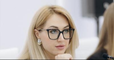 Анна Андриянова