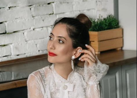 Елена Мингова