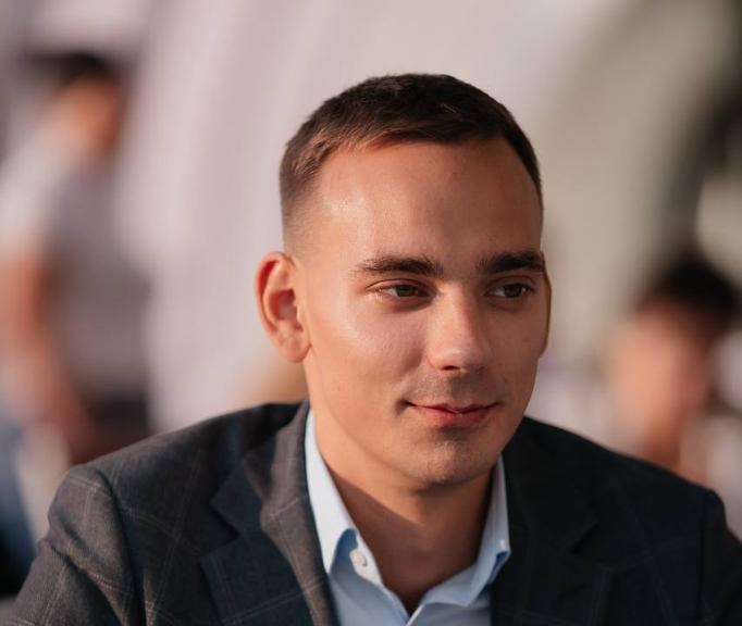 Александр Попов