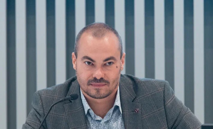 Денис Дмитриев