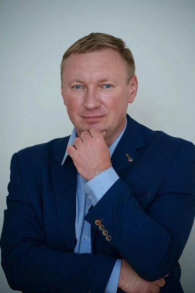 Роман Орешкин